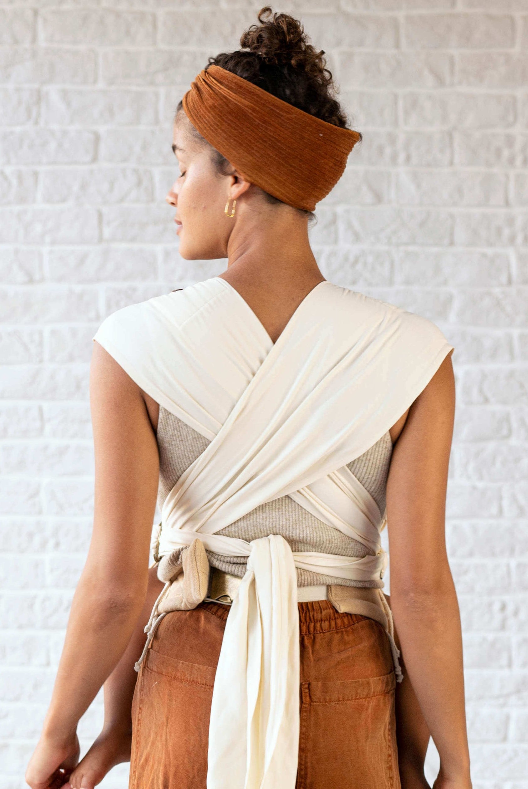 Warm Sand Sling Babytrage